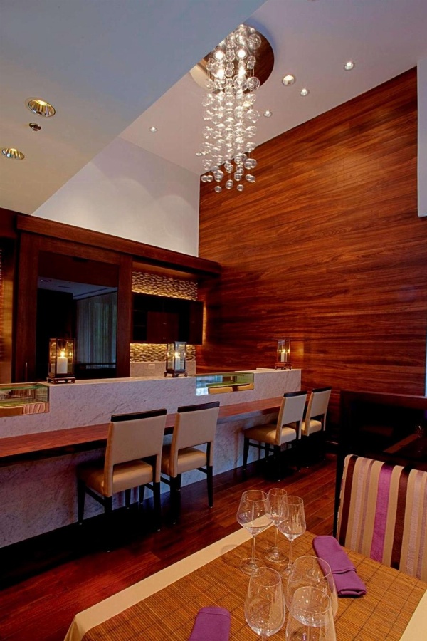 Hilton Chicago/Magnificent Mile Suites image 7